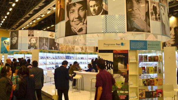 Stand de Programa Sur para la promoción de las traducciones literarias